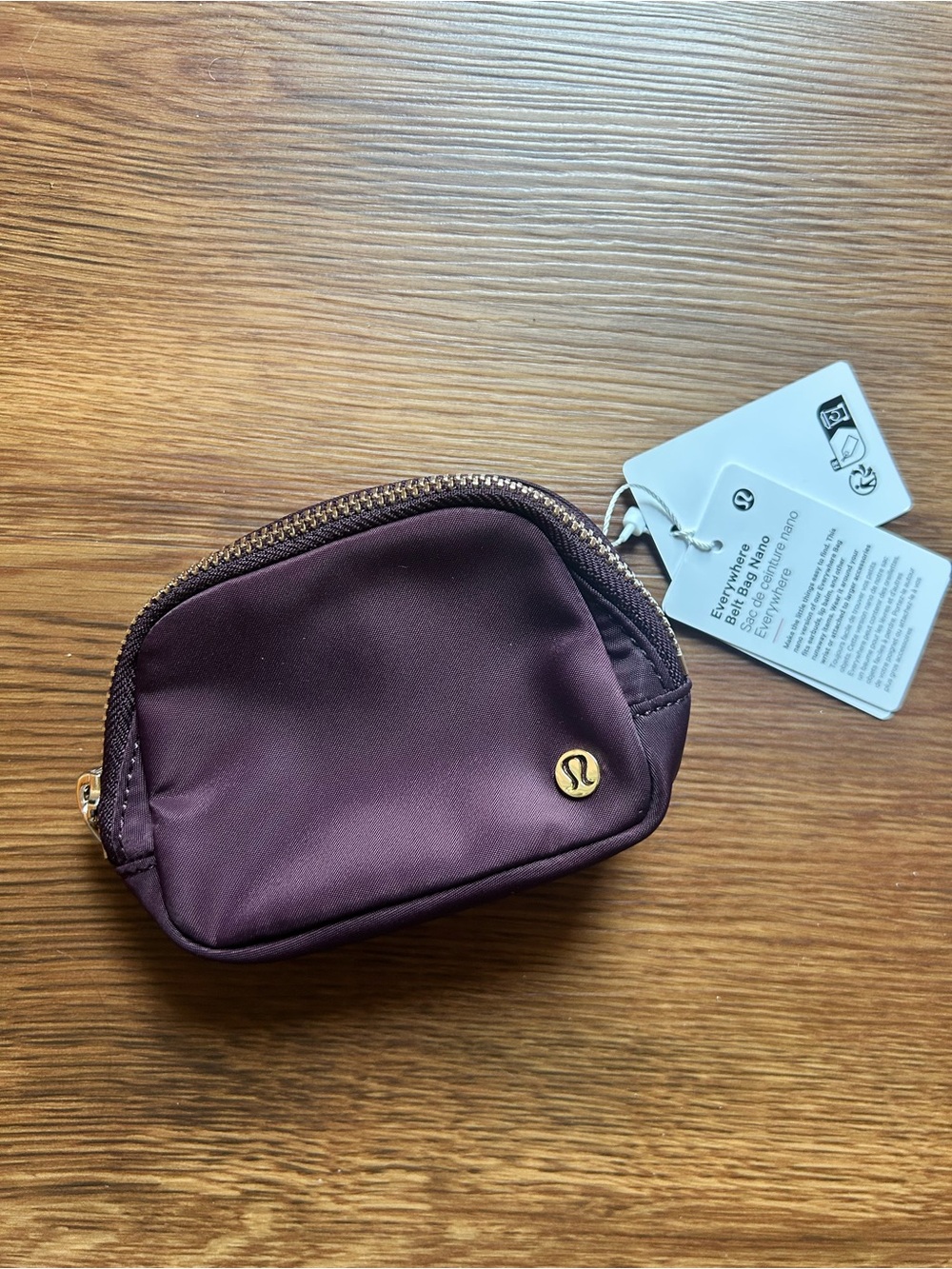 Lululemon Everywhere Belt Bag Nano **NEW** in Black Plum